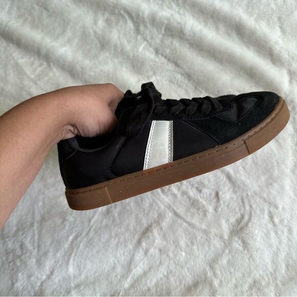 Cushionaire Women’s Bailey Sneaker Black White Size 7.5 - Picture 6 of 11